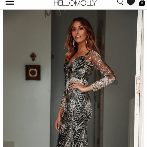 This is a stunning gold and back dress! - Picture 1 of 2